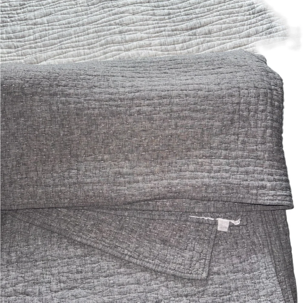 Pottery Barn Pick-Stitch Handcrafted Cotton Linen Quilt Gray King